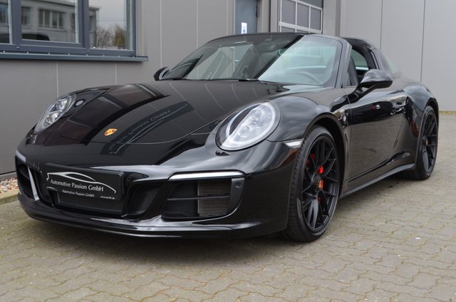 Porsche 991 Targa 4 GTS LED BOSE Rückfahrkam Service neu Used vehicle for sale | First registration 03/2019 | Price 137.890 €