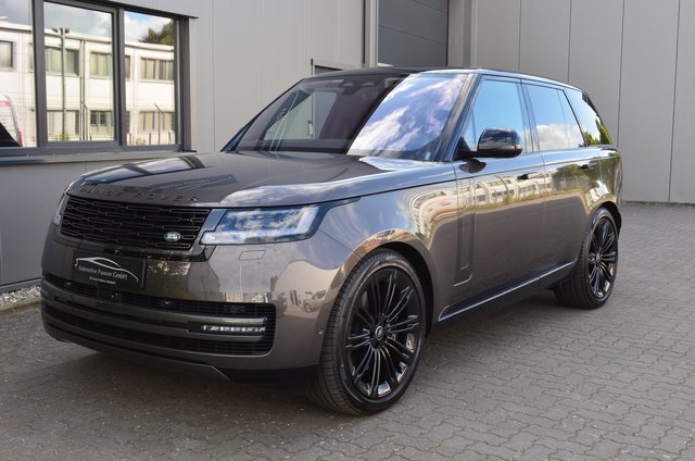 Land Rover Range Rover P530 SV  SOFORT verfügbar STOCK age.one-day registration for sale | First registration 10/2022 | Price 209.890 €
