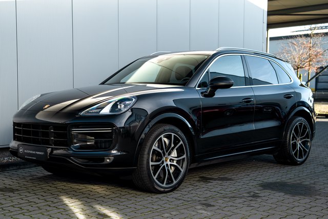 Porsche Cayenne Turbo  1.Hd Pano Standheizung BURMESTER Gebrauchtwagen Kaufen | EZ 08/2018 | Preis 59.890 €