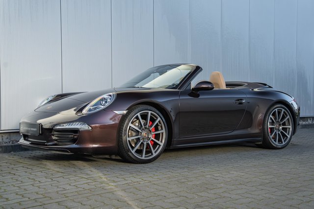 Porsche 991 Carrera 4S Cabriolet CXX Leder Bi-Color Used vehicle for sale | First registration 07/2013 | Price 98.890 €
