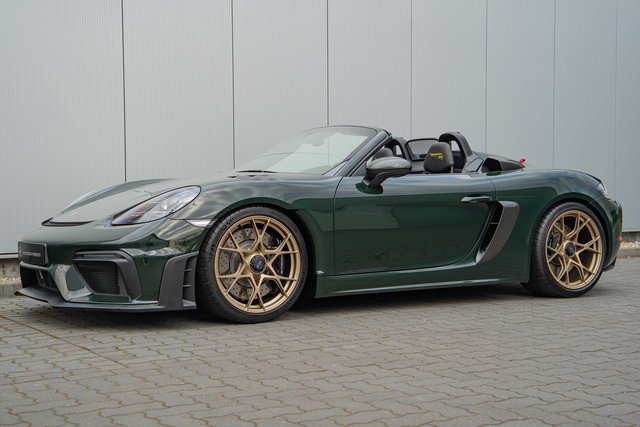 Porsche 718 Spyder RS  Weissach PDLS LIFT LED STOCK Gebrauchtwagen Kaufen | EZ 05/2024 | Preis 199.890 €