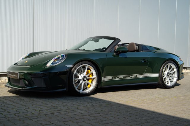 Porsche 911/991 Speedster  PTS brewstergreen Pepita Lift Used vehicle for sale | First registration 01/2020 | Price 374.890 €