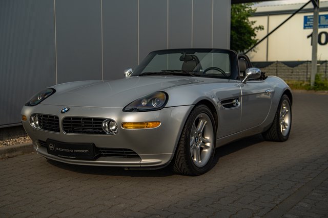BMW Z8 Roadster  Hardtop Unfallfrei Z8 Buch Gebrauchtwagen Kaufen | EZ 06/2002 | Preis 184.890 €