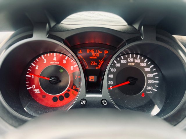Nissan Juke Nismo RS 4x4 Recaro+Xenon+TW+4xKamera+USB+ - bilder 3