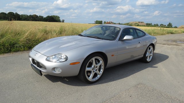 2000 Jaguar XKR Coupé Silverstone