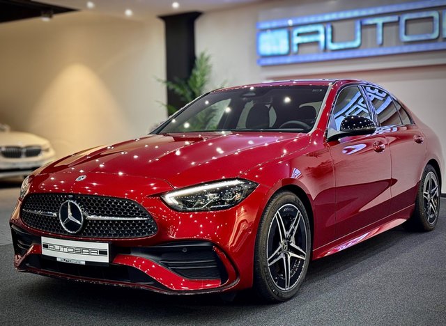 Mercedes-Benz C 180 AMG-LINE  LEDER LED Mwst Gebrauchtwagen Kaufen | EZ 01/2024