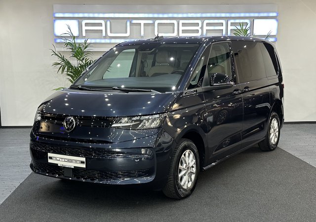 Volkswagen T7 Multivan 5J.WERKSGARANTIE TISCH AHK RFK ACC Jahreswagen Kaufen | EZ 07/2025 | Preis 49.900 €