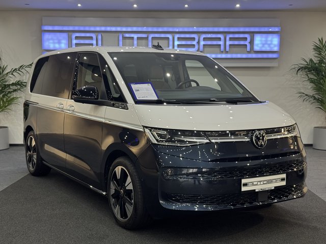 Volkswagen T7 Multivan MASSAGE 360KAM TISCH AHK HARM&KA DCC Jahreswagen Kaufen | EZ 04/2025 | Preis 55.900 €