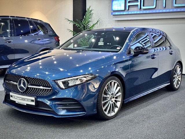 Mercedes-Benz A 250 A -Klasse AMG *Panorama*Ambient*Sport Gebrauchtwagen Kaufen | EZ 02/2019