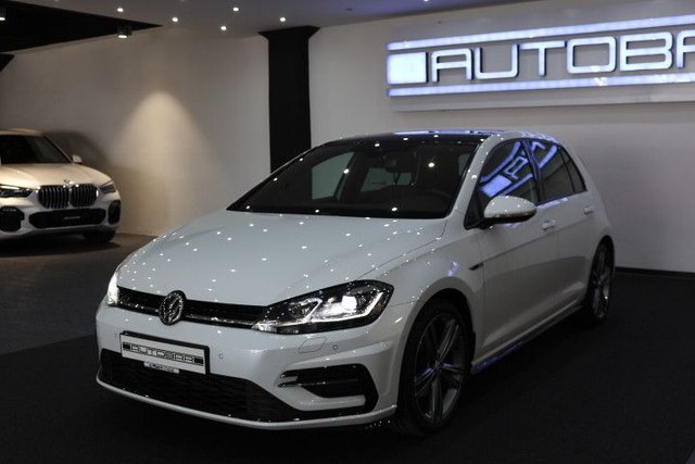 Volkswagen * R-Line*Rückfahrkamera*Volldigital*Pano*1.Hand Gebrauchtwagen Kaufen | EZ 09/2017