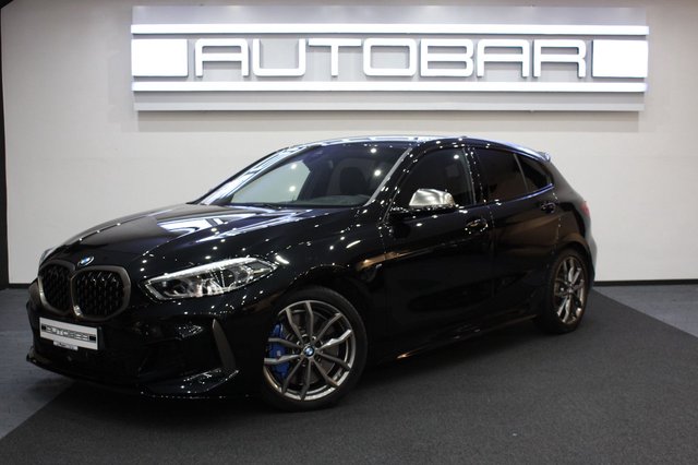 BMW M135 i xDrive  LED TEILLEDER HEAD-UP Gebrauchtwagen Kaufen | EZ 02/2020
