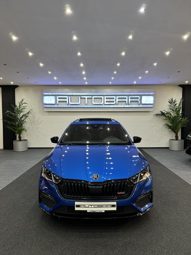Skoda Octavia Combi RS 4x4 PANO NAVI ALCANTARA RS Gebrauchtwagen Kaufen | EZ 01/2021