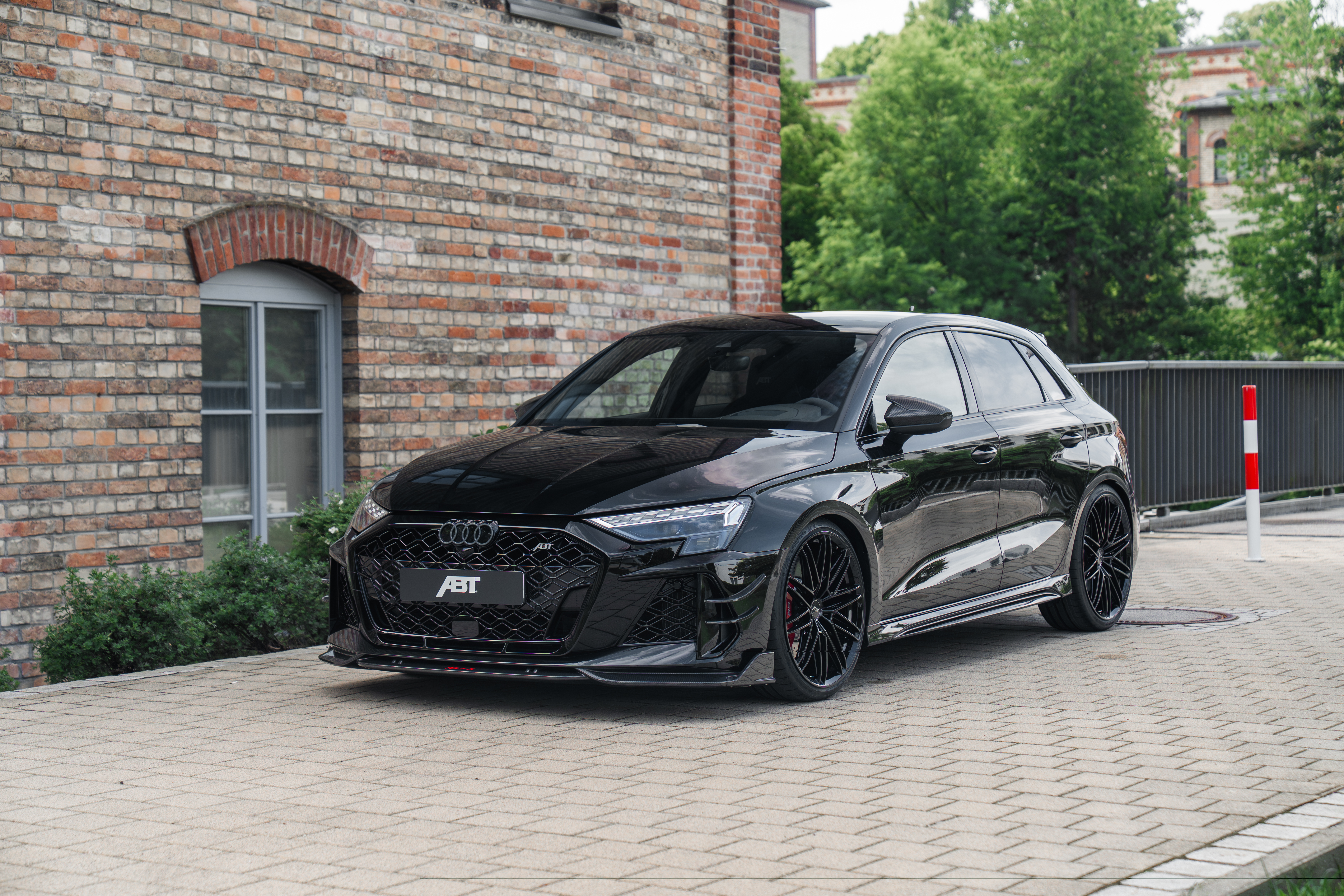 Audi RS3 ABT -R Pano HUD Sportabgas Matrix Gebrauchtwagen Kaufen | EZ 03/2026 | Preis 111.985 €