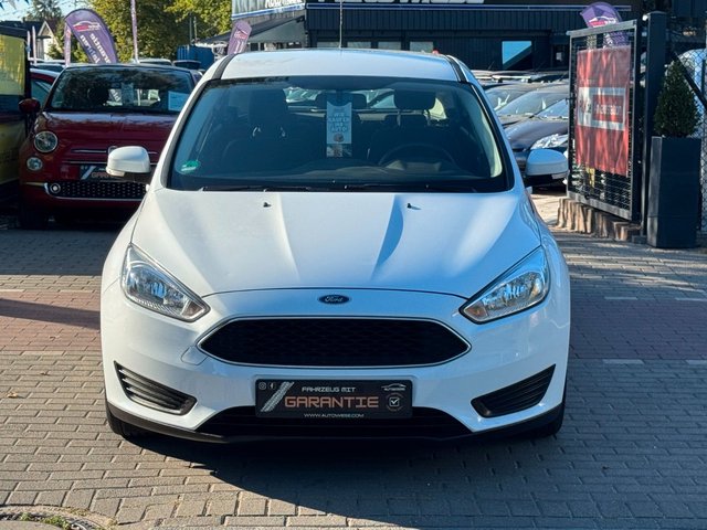 Ford Focus 1.0 Lim. Trend*Klima*PDC*Allwetter*TÜV NEU - bilder 2