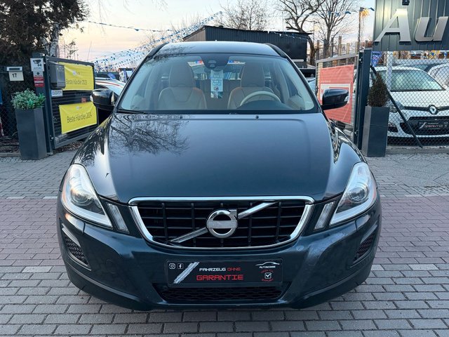Volvo XC 60 XC60 Momentum 2WD*Leder*Xenon*Navi*SHZ - bilder 2