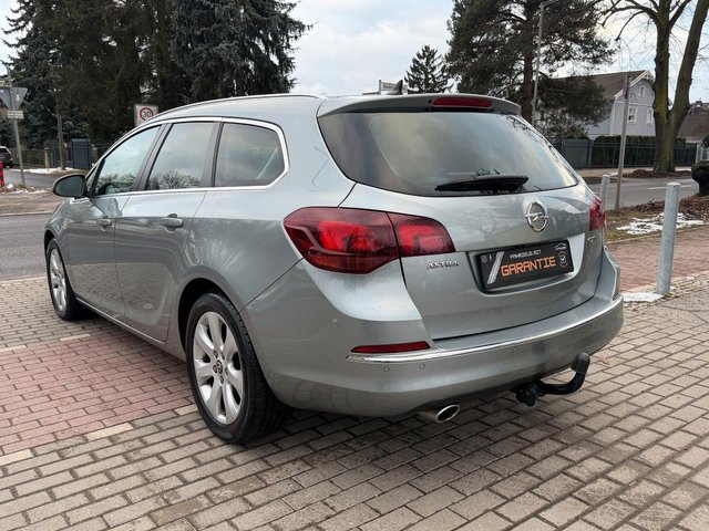 Opel Astra J Sports Tourer 2.0CDTI*Navi*Xenon*Temp.* - bilder 6