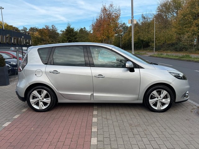 Renault Scenic Dynamique 1.5dCi*Navi*PDC*Tempomat*1.Hd - foto 4