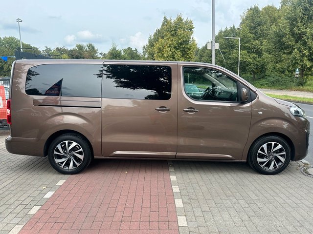 Citroën SpaceTourer Shine XL*Aut*8Sitze*Leder*Nav*Stdhz* - bilder 4