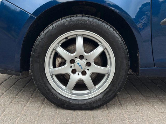 Skoda Roomster 1.4MPI*Klima*PDC*Temp*Szhz*Pano*ZR NEU - bilder 10