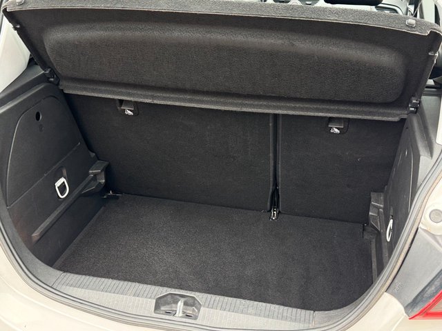 Opel Corsa E Edition 1.4*Klima*CarPlay*SHZ*PDC*TEMP.* - foto 9