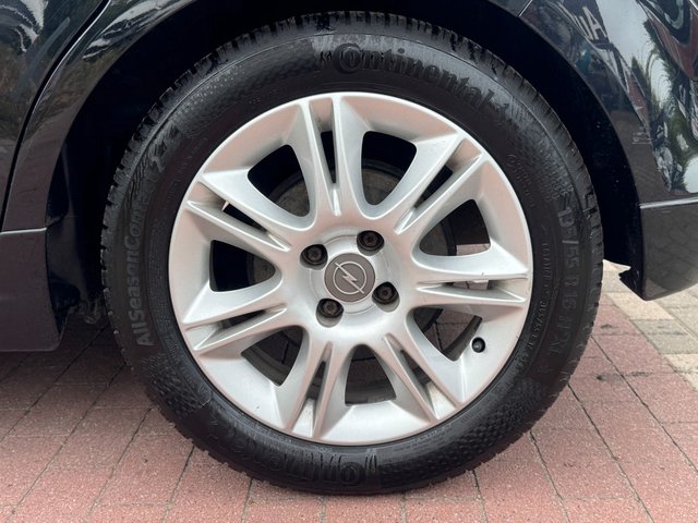 Opel Corsa D Satellite 1.4*OPC-LINE*Klima*Shz*TÜV NEU - bilder 10