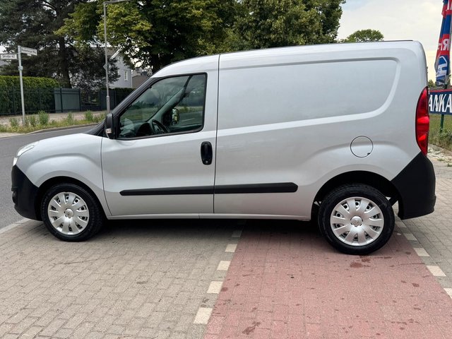 Opel COMBO L1H1 1.6CDTI KASTEN*KLIMA*AHK*SITZHEIZUNG - bilder 7