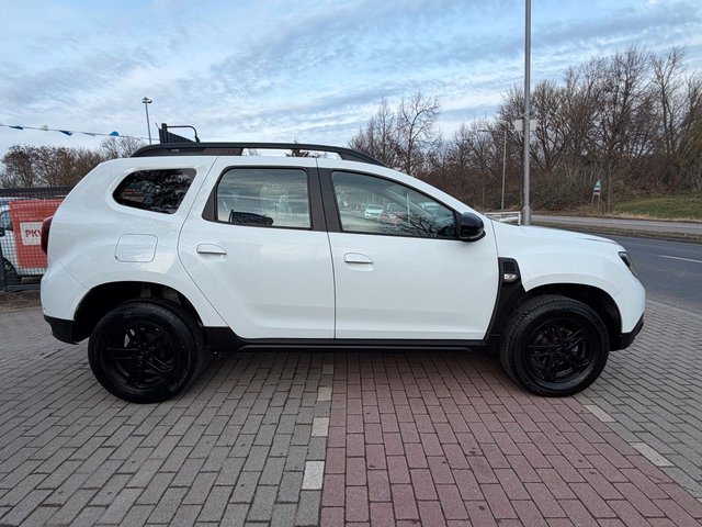 Dacia Duster II 1.6 Comfort*Nav*Carplay*Klima*Temp*PDC - bilder 4