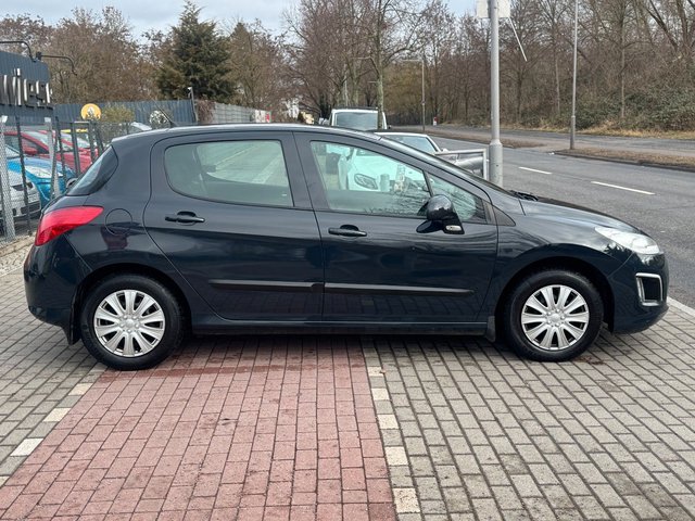 Peugeot 308 1.6 Active*Aut*Navi*Carplay*Kamera*Klima* - foto 4