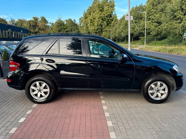Mercedes-Benz ML 300CDI 4Matic Aut*Nav*Kam*Leder*Temp*FACELIFT - bilder 4