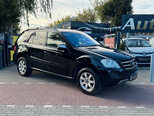 Mercedes-Benz ML 300CDI 4Matic Aut*Nav*Kam*Leder*Temp*FACELIFT - bilder 1