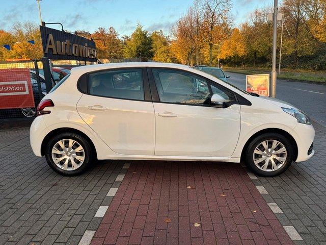 Peugeot 208 Active *5-Türig*LED*PDC*NUR FÜR GEWERBE* - bilder 3