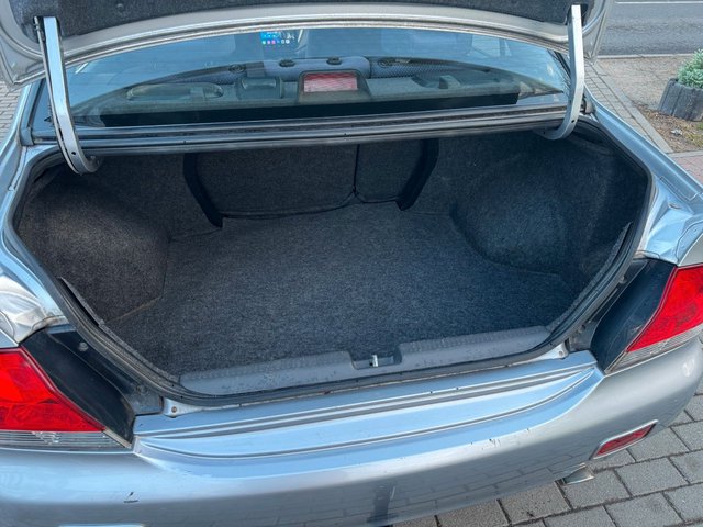 Mitsubishi Lancer 1.6*Automatik*AHK*Carplay*Navi*Klima* - bilder 6