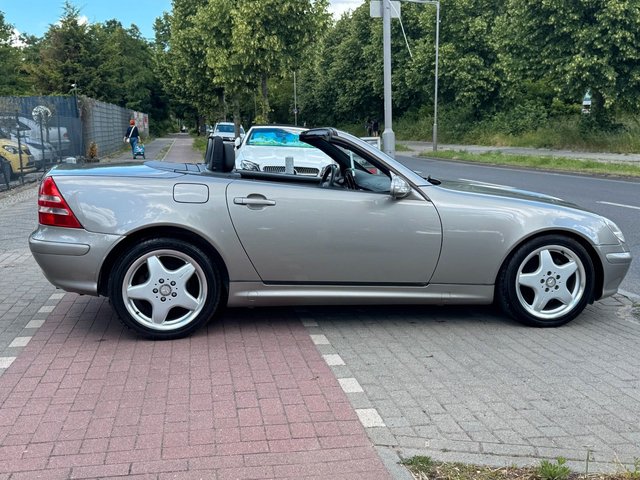 Mercedes-Benz SLK 200 Kompressor*Aut.*Leder*Shz*Temp.*17"AMG* - foto 5