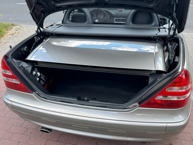 Mercedes-Benz SLK 200 Kompressor*Aut.*Leder*Shz*Temp.*17"AMG* - foto 8