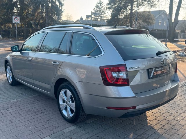 Skoda Octavia 1.6 Combi Style*Aut*Ambiente*Nav*LED*ACC - bilder 7