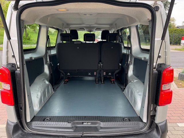 Peugeot Expert Traveller Kombi L2*8-Sitzer*Temp*Sitzhz* - foto 6