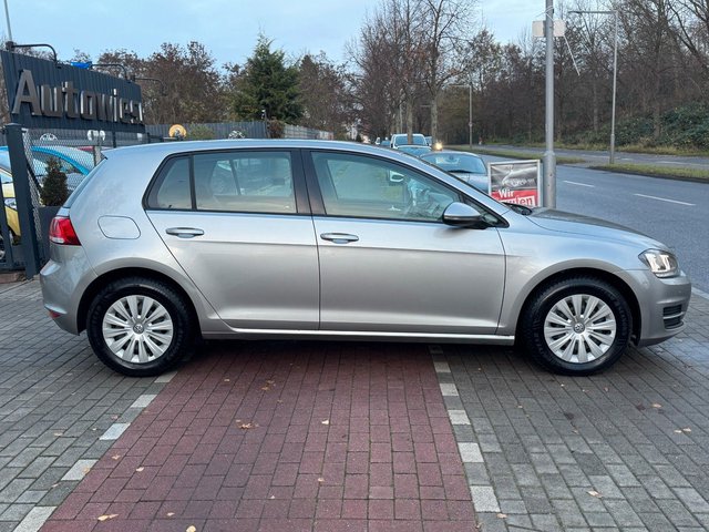 Volkswagen Golf VII 1.6 TDI Lim EU5*Klima*LED*TÜV NEU* - bilder 4