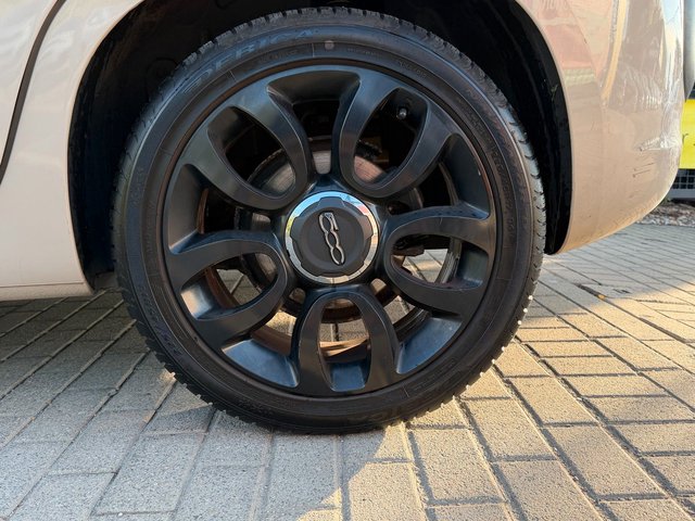 Fiat 500L Lounge 1.3JTD*Panorama*Klimaaut.*Temp*PDC - bilder 9