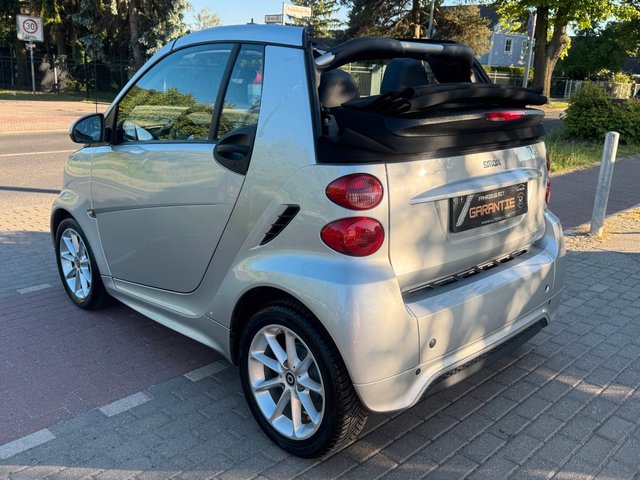 Smart ForTwo Cabrio*84PS*Aut*Nav*Klima*Szhz*Allwetter* - bilder 7