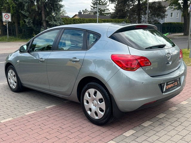 Opel Astra J 1.4 Lim*Edition*Klima*Tempomat*Allwetter - foto 7
