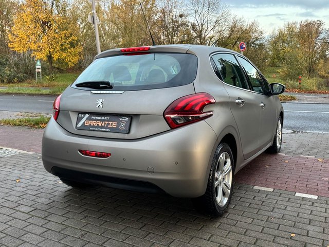 Peugeot 208 Allure 1.2*Klimaaut.*Temp.*PDC*GrauMatt* - bilder 5