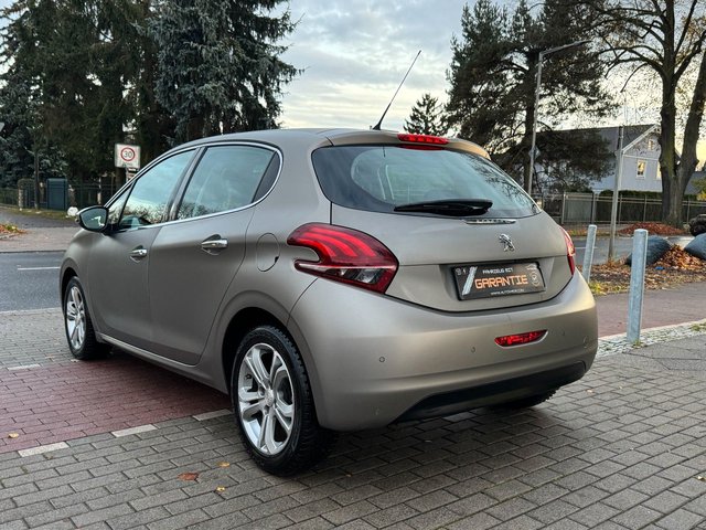 Peugeot 208 Allure 1.2*Klimaaut.*Temp.*PDC*GrauMatt* - bilder 6