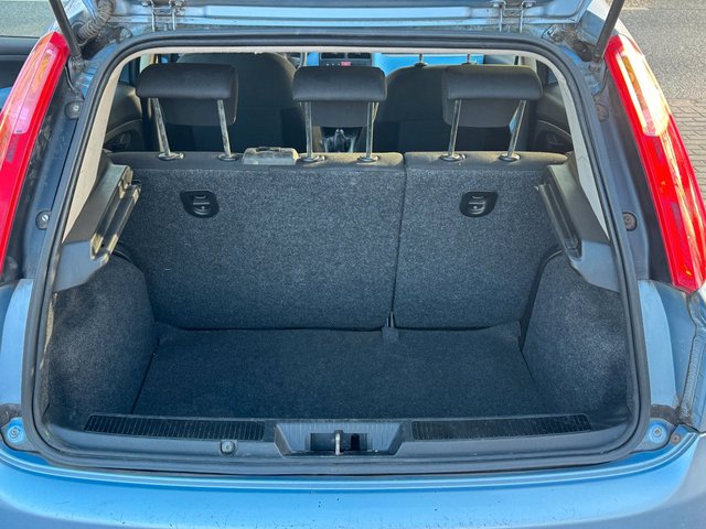 Fiat Grande Punto 1.2*Klima*Allwetter*TÜV 03/2026 - foto 7