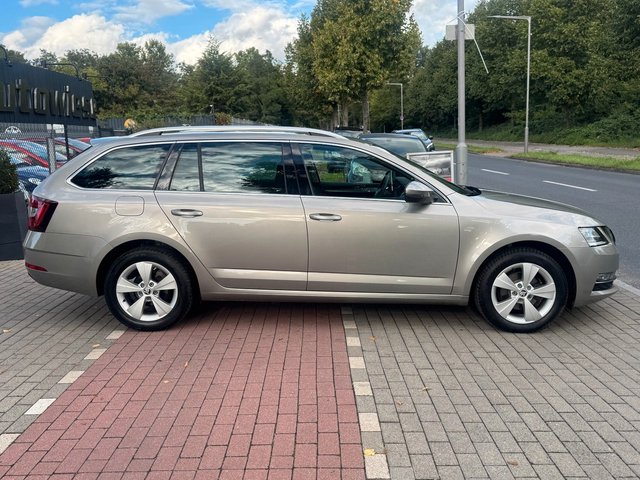 Skoda Octavia 1.6 Combi Style*Aut*Ambiente*Nav*LED*ACC - bilder 4