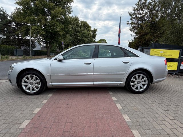 Audi A8 4.2 Quattro*Leder*Navi*Xenon*Standheizung*2HD - foto 7
