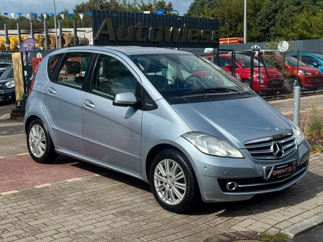 Mercedes-Benz A 200 ELEGANCE*LEDER*PANORAMA*SHZ*VOLL! - bilder 2