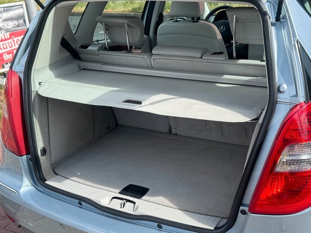 Mercedes-Benz A 200 ELEGANCE*LEDER*PANORAMA*SHZ*VOLL! - bilder 8