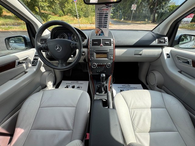 Mercedes-Benz A 200 ELEGANCE*LEDER*PANORAMA*SHZ*VOLL! - bilder 10