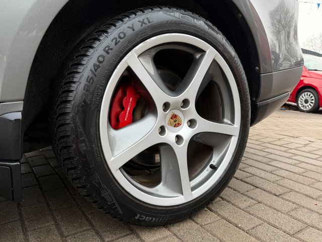 Porsche Cayenne Turbo*Standheizung*BOSE*Alcantara*20Zoll - foto 10