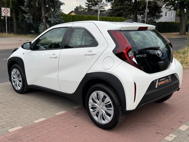 Toyota Aygo X Business Edition*Aut.*CarPlay*SHZ*CAM*4KM - foto 6